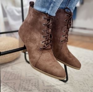 NEW Boho Lace-Up Heel Bootie - Tan